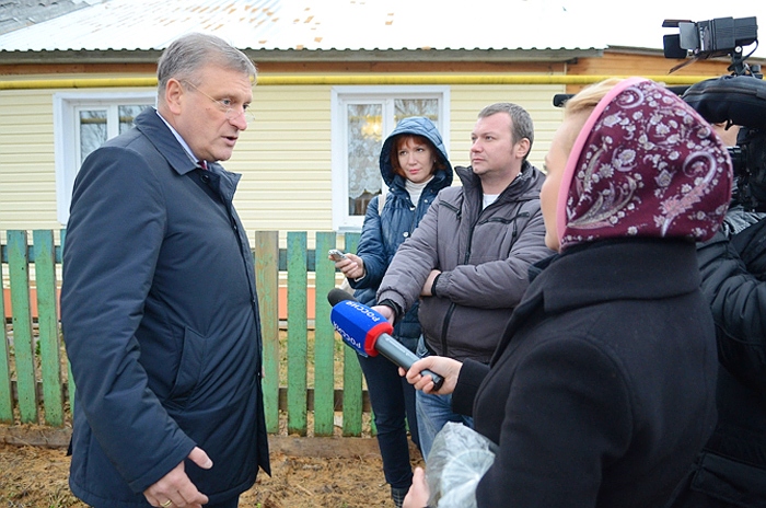 Власть не может быть «не у дел»