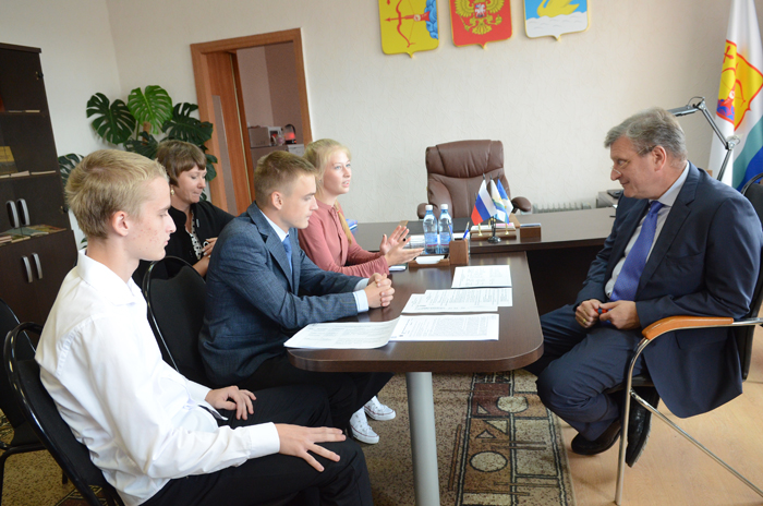 Игорь Васильев провёл приём граждан в Нолинске