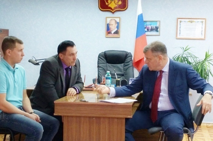 Власть не может быть «не у дел»