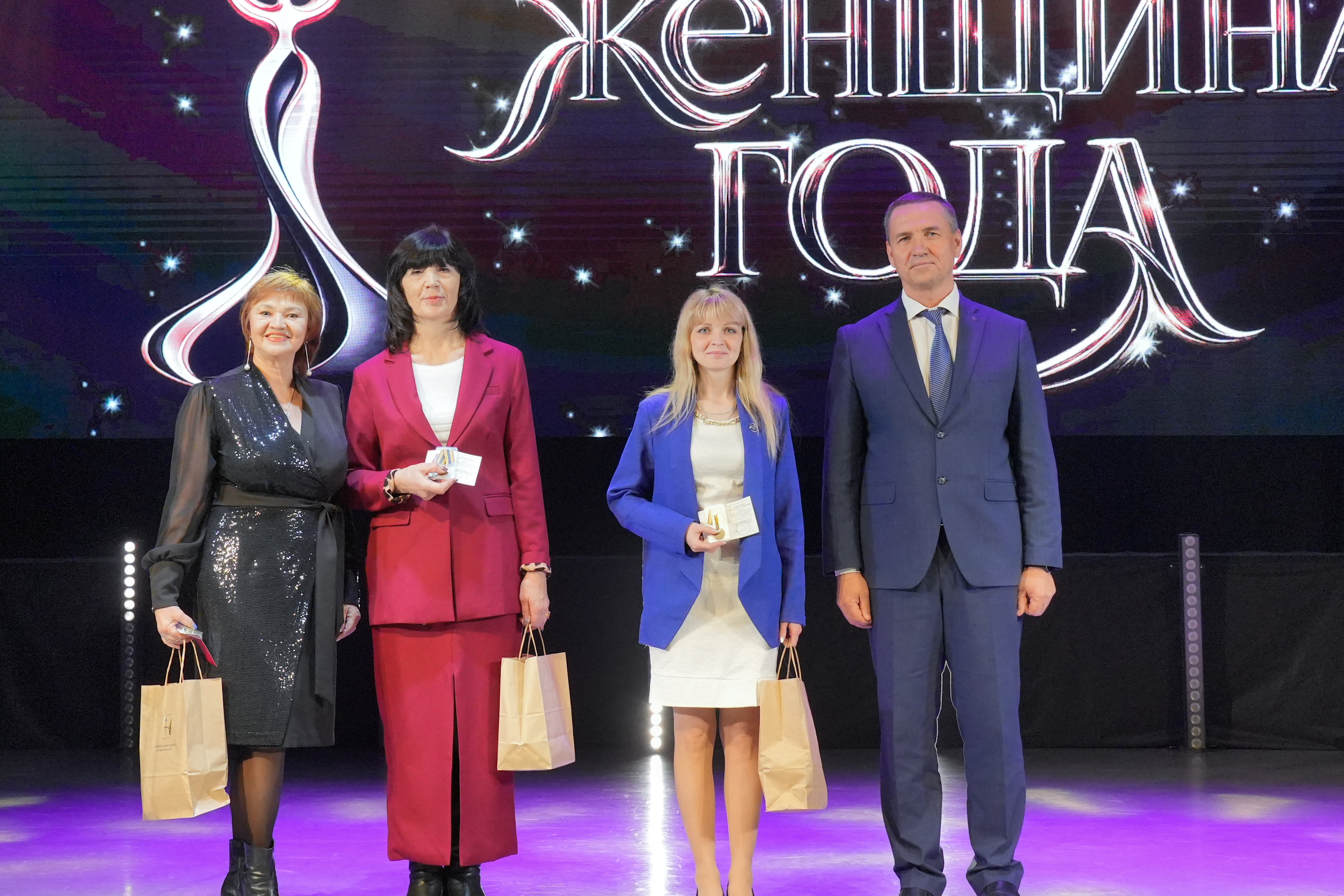 В Кирове прошла церемония награждения премии «Женщина года»