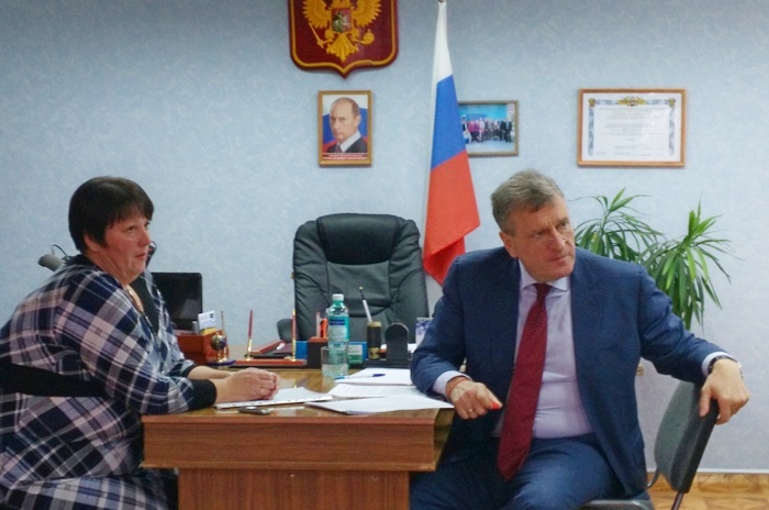 Власть не может быть «не у дел»