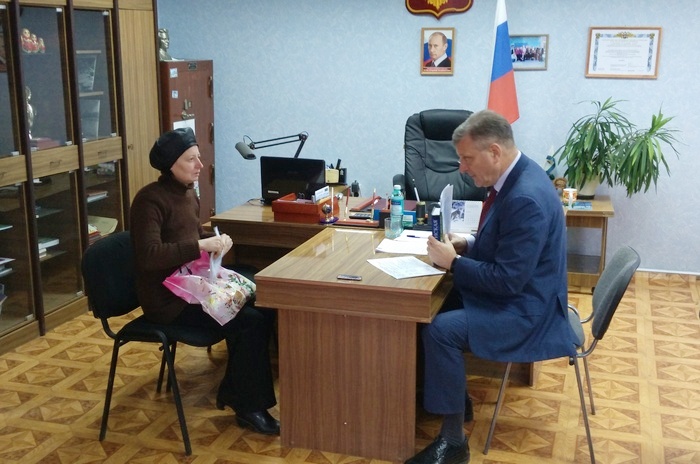 Власть не может быть «не у дел»