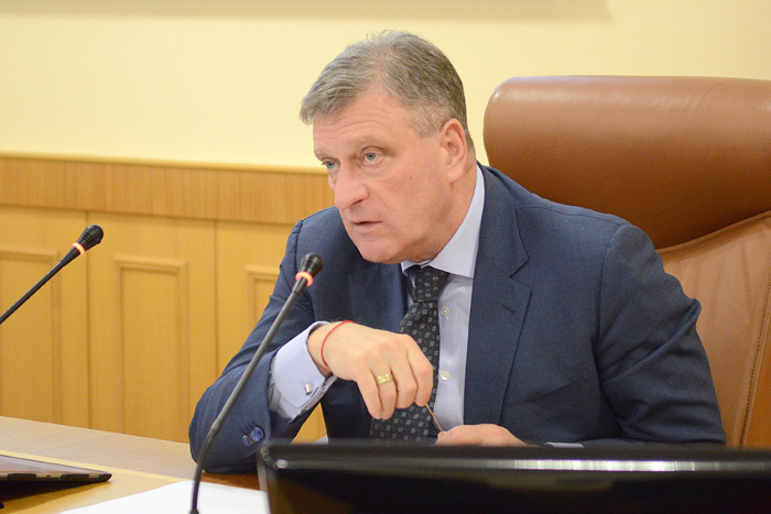 Театральная площадь Кирова преобразится к 10 декабря