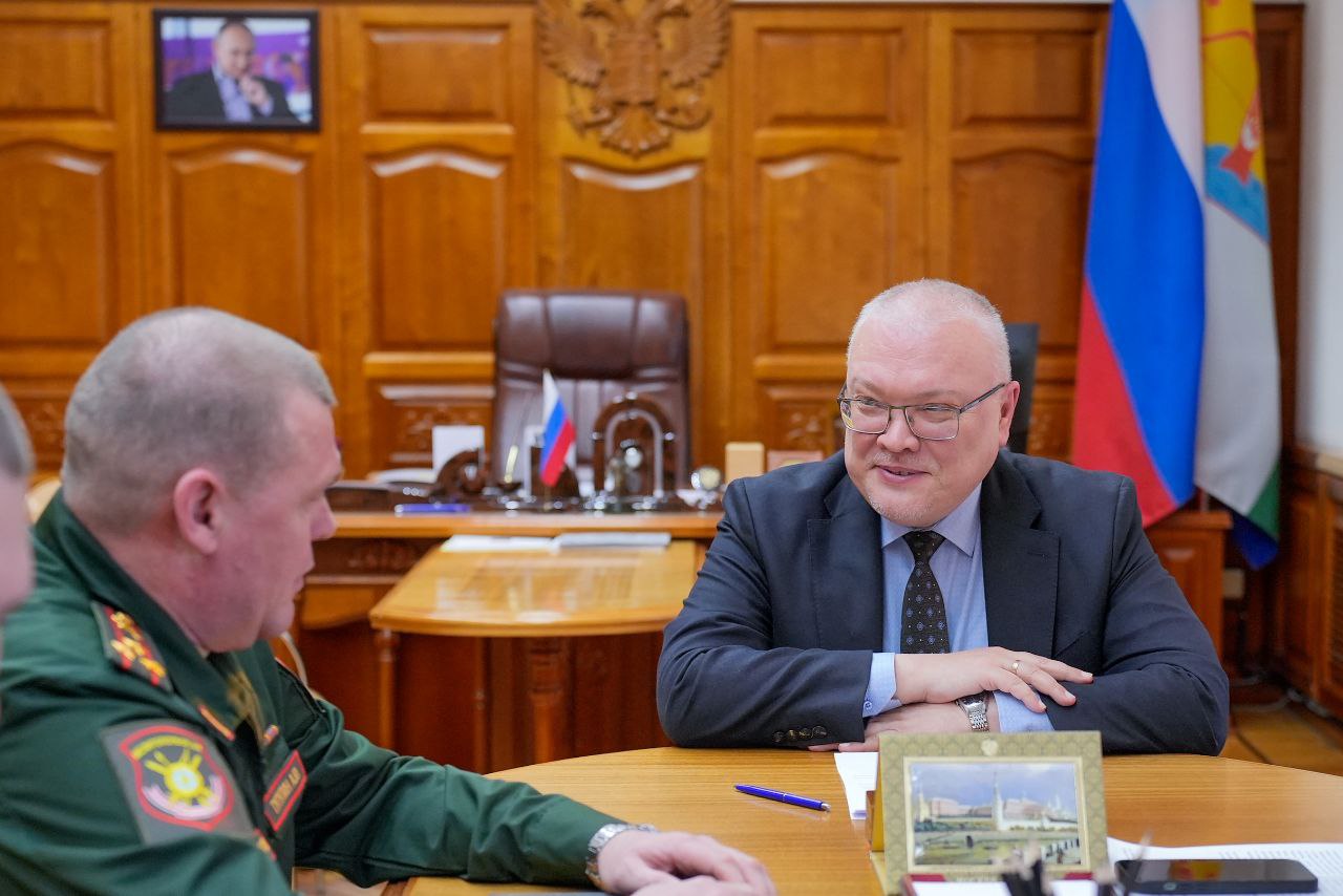 Александр Соколов встретился с полковником Александром Тутулиным