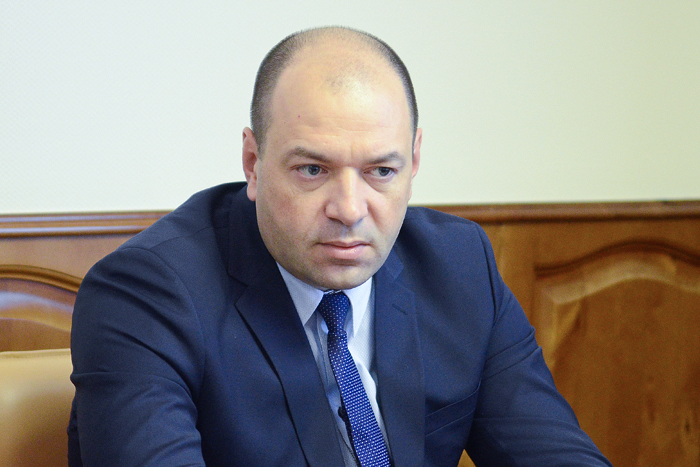 «Неуд» кировским дорожным и коммунальным службам