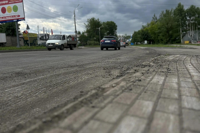 В Кирове продолжают ремонтировать улицы Лепсе, Луганскую и проспект Строителей