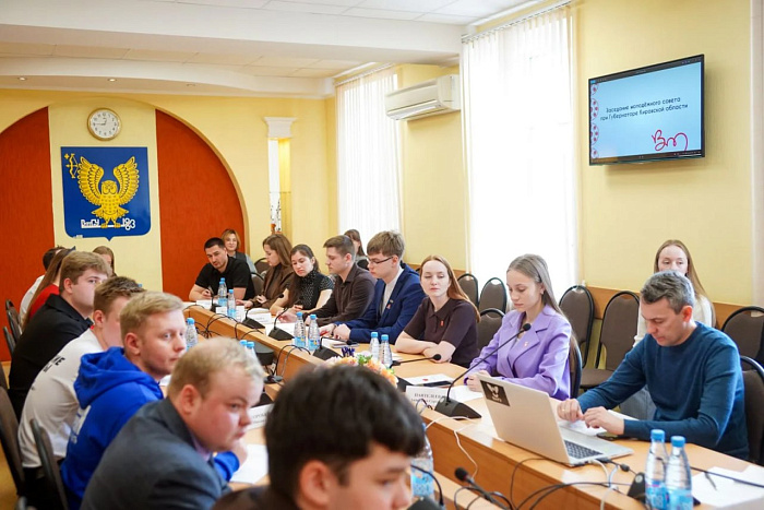 Александр Соколов утвердил новый состав молодежного совета при губернаторе