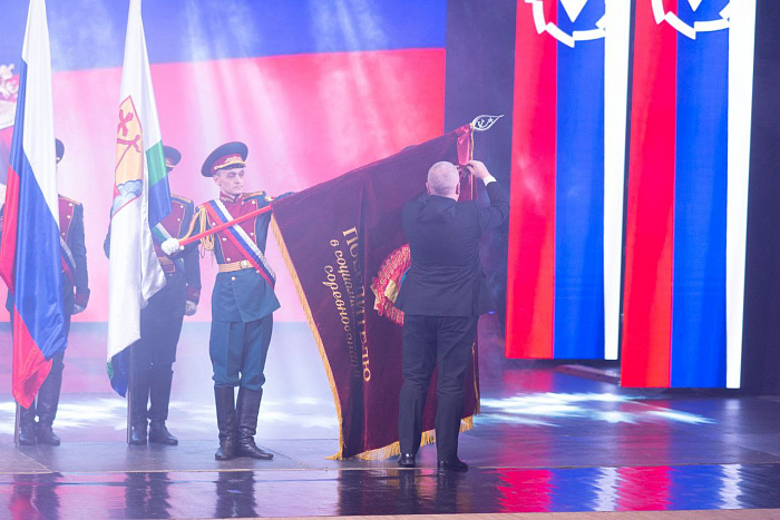Александр Соколов вручил коллективу «Сельмаша» орден Александра Невского