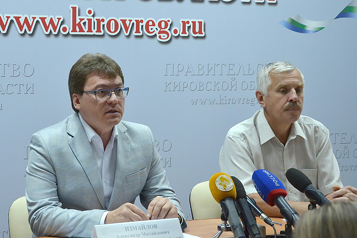 Кировские выпускники показали 77 стобалльных результатов ЕГЭ