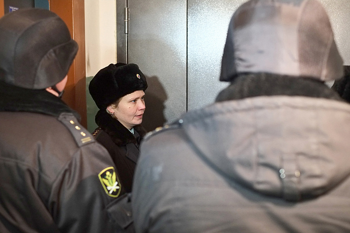 В Кирове арестованы ещё два автомобиля должников по налогам