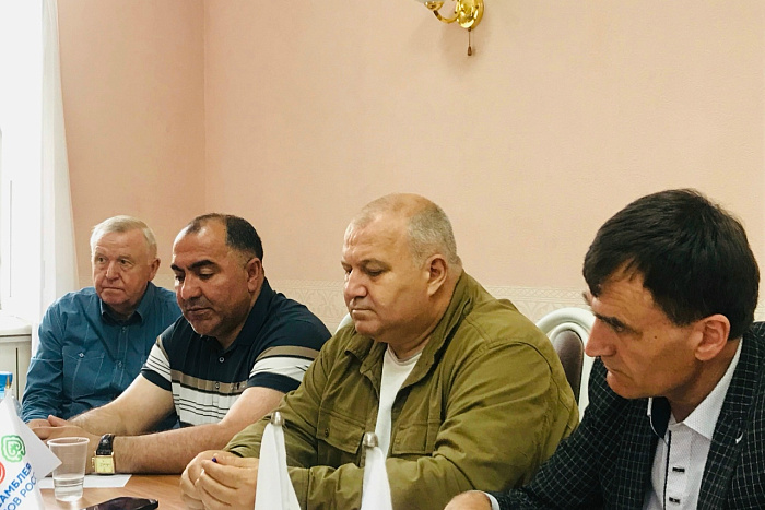 В Доме дружбы народов обсудили межнациональные отношения