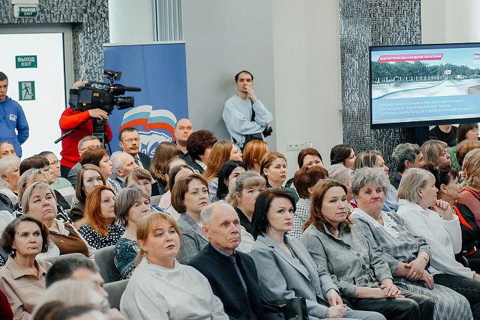Александр Соколов внес инициативы в новую Народную программу
