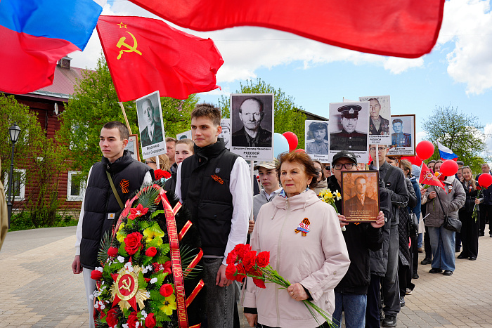 Во всех районах Кировской области звучат песни Победы