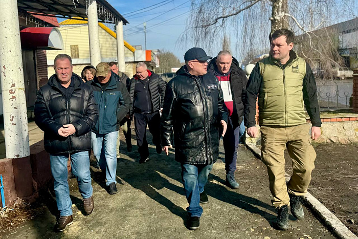Александр Соколов посетил подшефный Веселовский округ