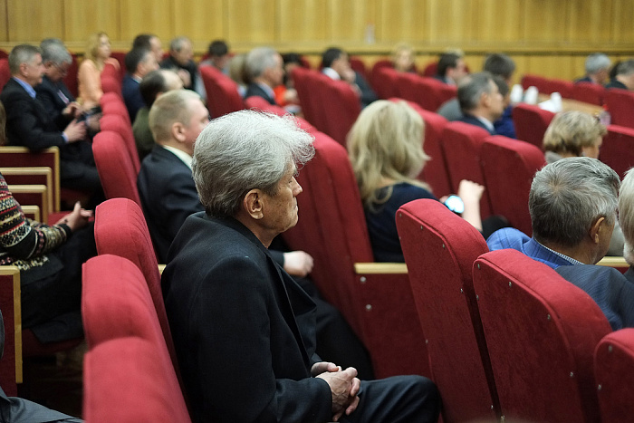 Депутаты приняли законопроект о выплате пособия на второго ребёнка