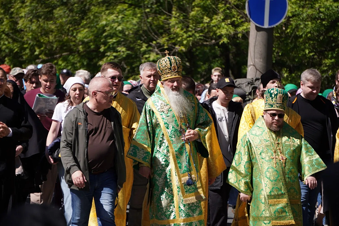 Семья Соколовых вместе с тысячами паломников отправились в Великорецкий крестный ход
