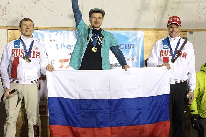 Кировские ледолазы выиграли первый этап Кубка мира
