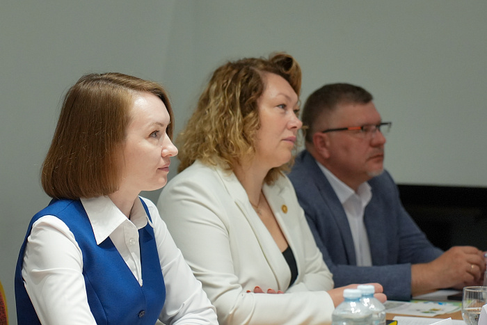 Делегация Ярославской области изучает опыт кировчан в социальной сфере