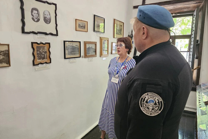 Кировская фотовыставка «Помним СВОих» прошла в Севастополе