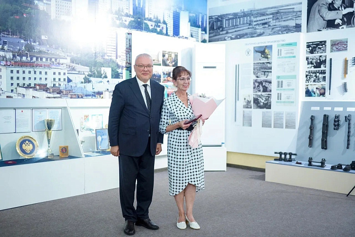 Кировскому заводу «Маяк» исполнилось 85 лет