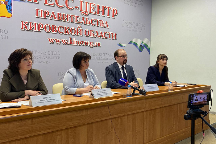 В новом учебном году школы Кировской области примут 16 тысяч первоклассников 