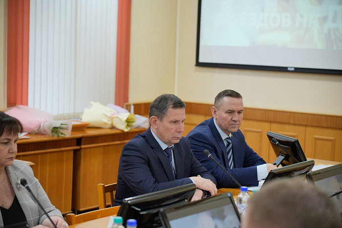 Кировская область — в тройке лучших регионов по организации работы единых диспетчерских служб 