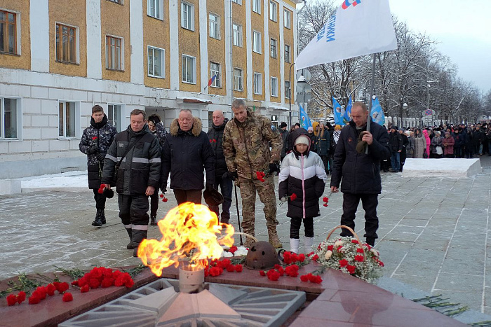 В Кировской области почтили память Неизвестного Солдата